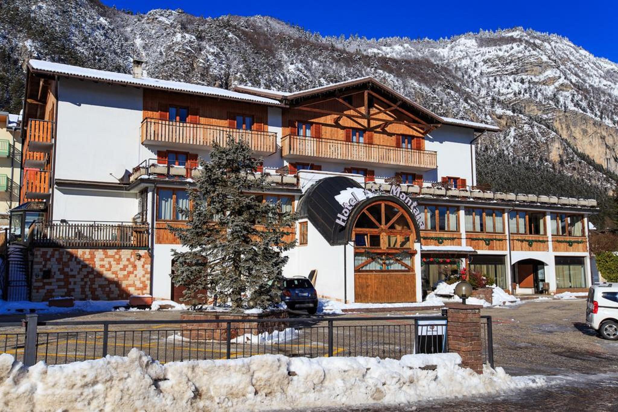 Hotel & Residence Montana Fai della Paganella Eksteriør bilde